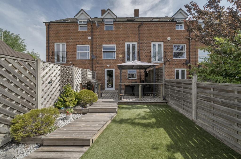 1305130-22-685146...