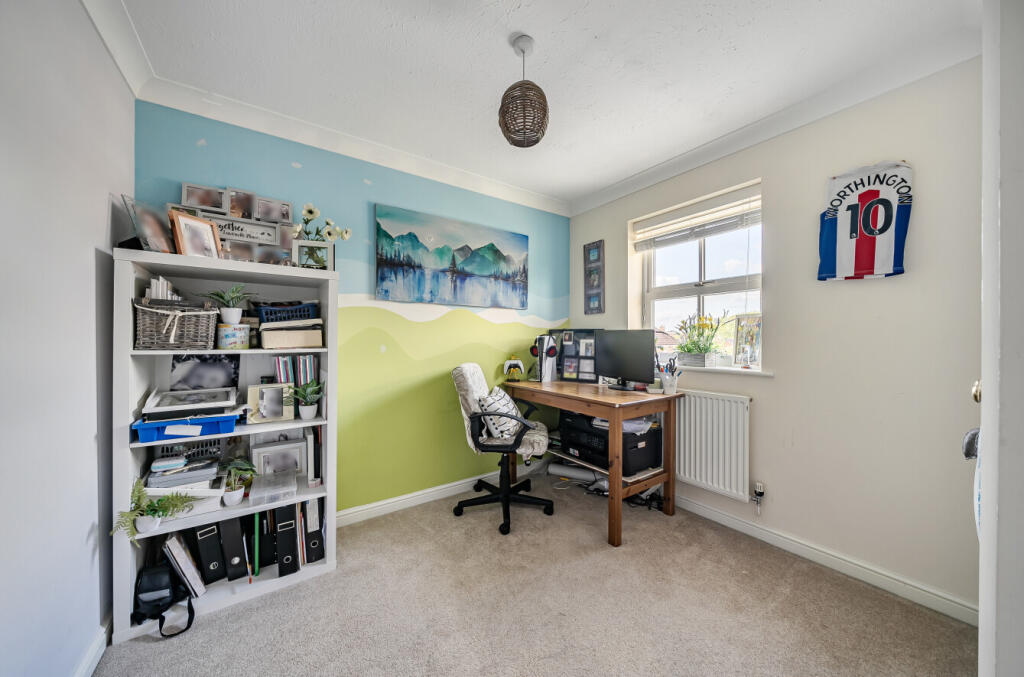 1305061-11-684b12...