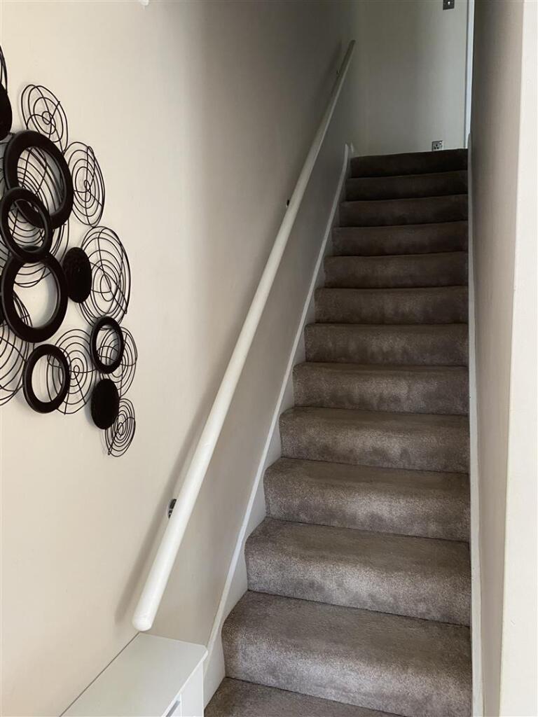 29 Fyfield Stairs.jpg