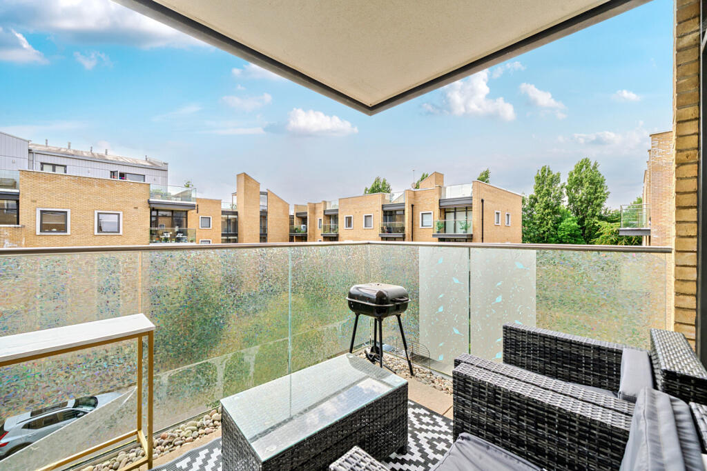 1301674-9-6839bd6...