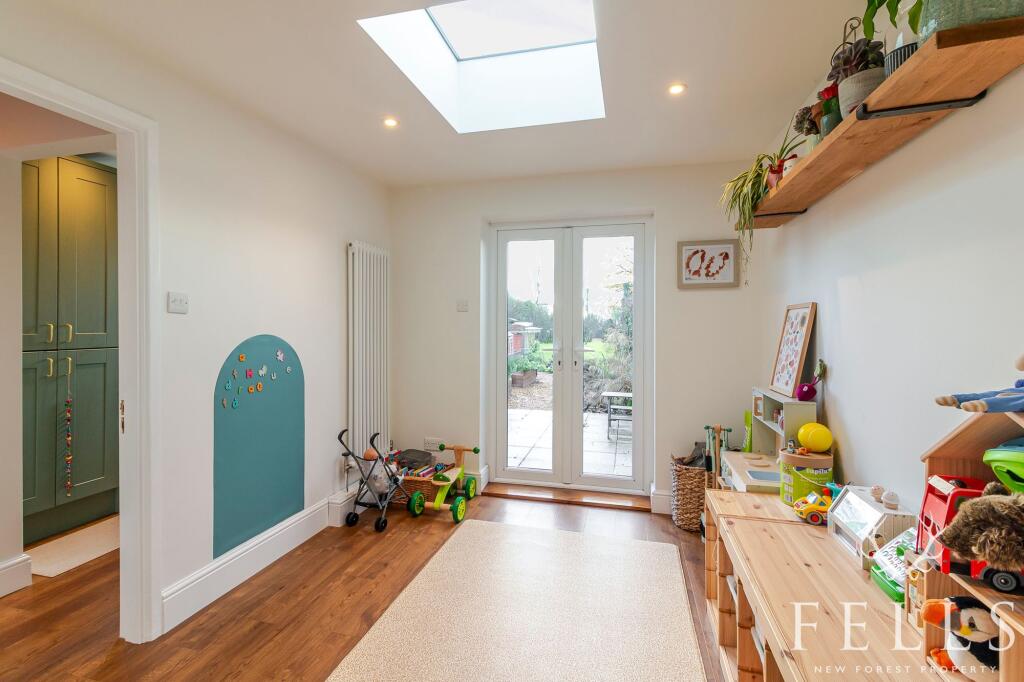 Crow Arch Lane, Crow, BH24