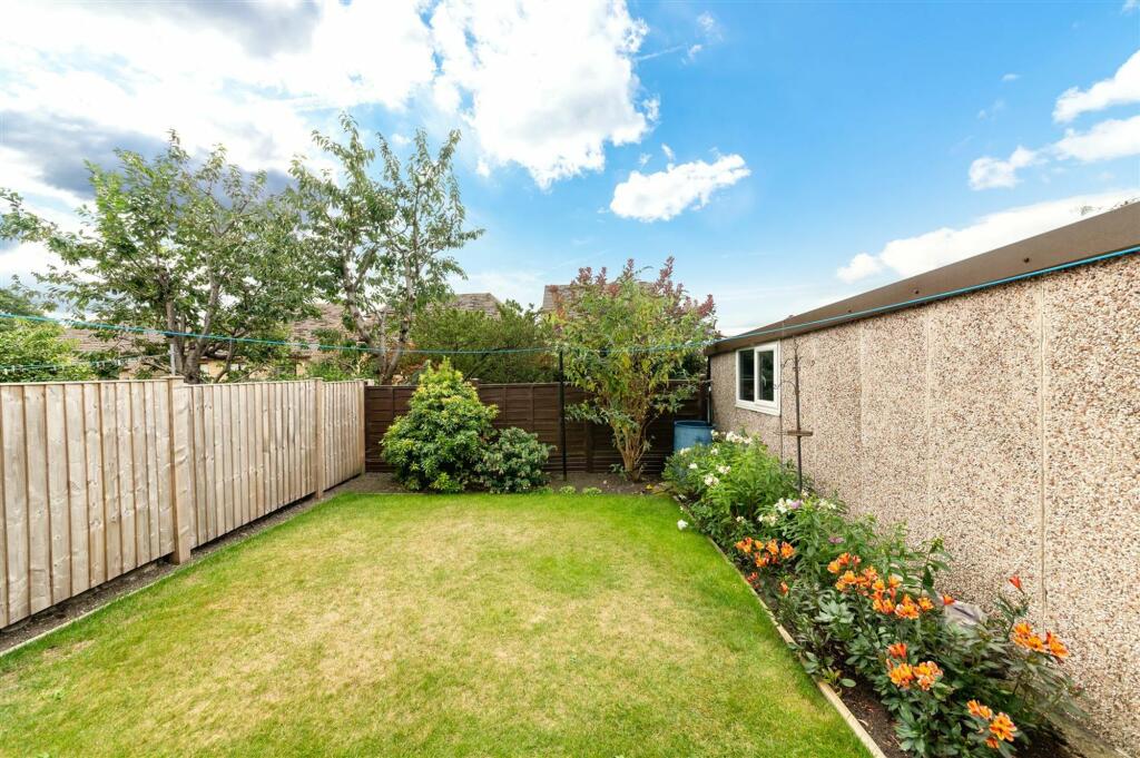 DETACHED GARAGE