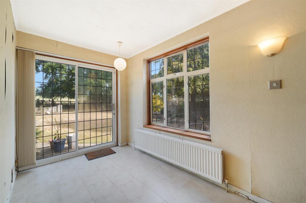 42 Pebworth Road - edCy4vtBJgnWyCgV7VkC.jpg