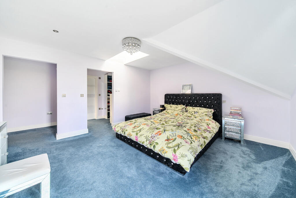 1347579-12-68bebe...