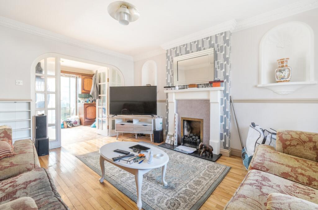 1333908-15-6899afaa5a220