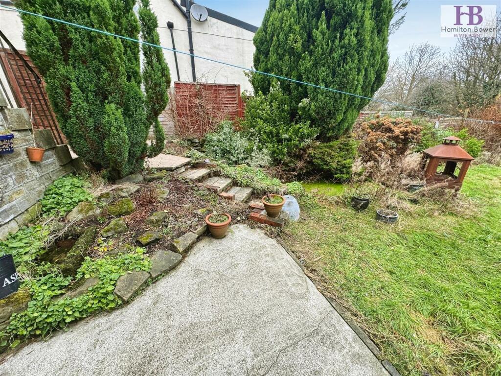 52e1f995-Bingley 20Road11.jpg