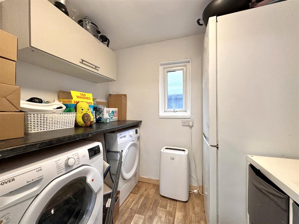 Utility Room 658