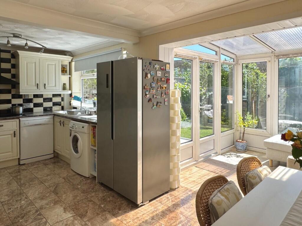 Kitchen/Breakfasting