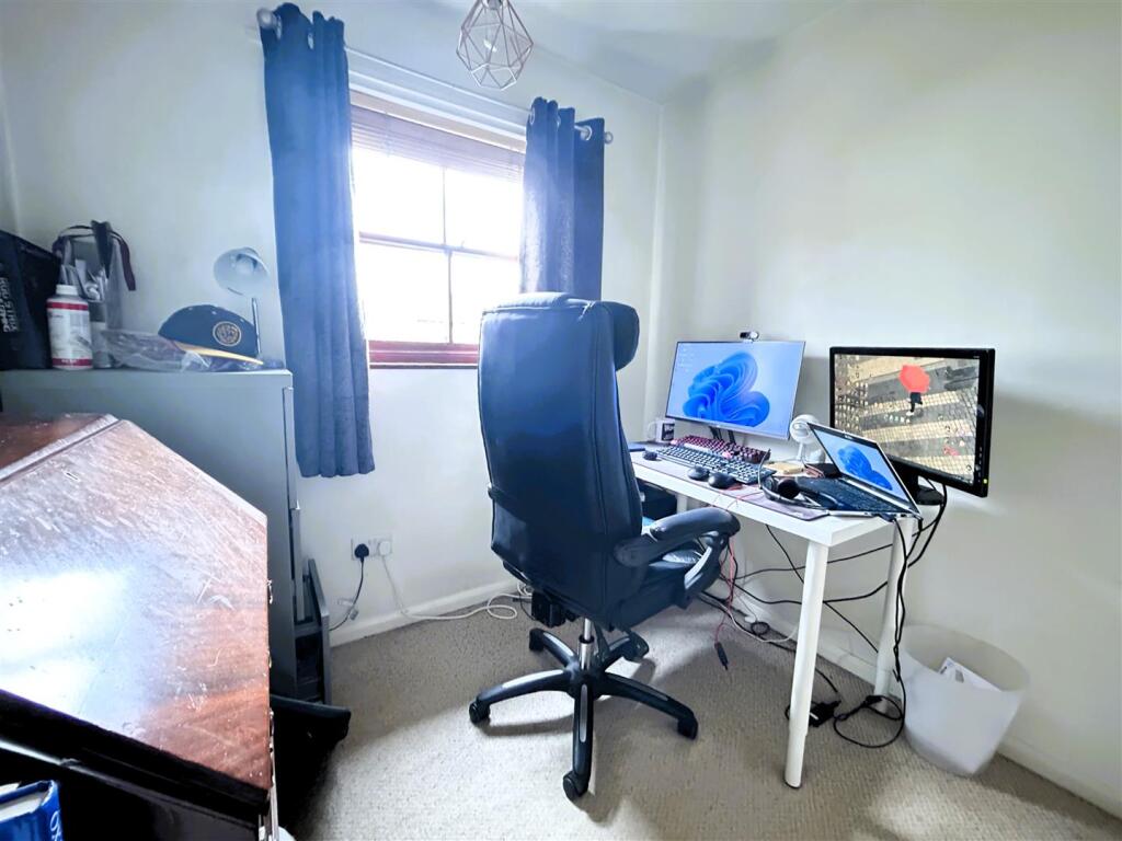 bed 3.JPG