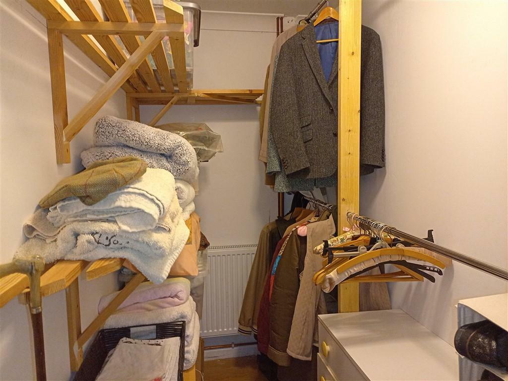 Walk-in Wardrobe