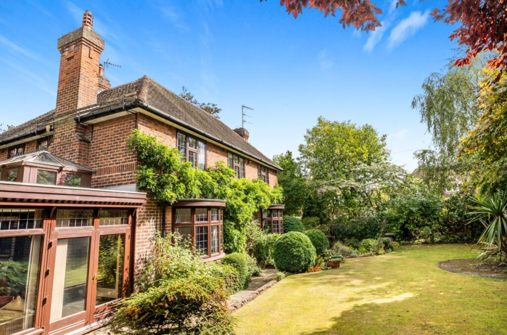 1345038-5-68b5d22243edd