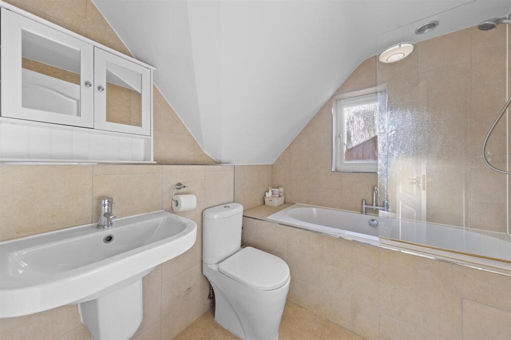 95BradwellRdWeb48.jpg