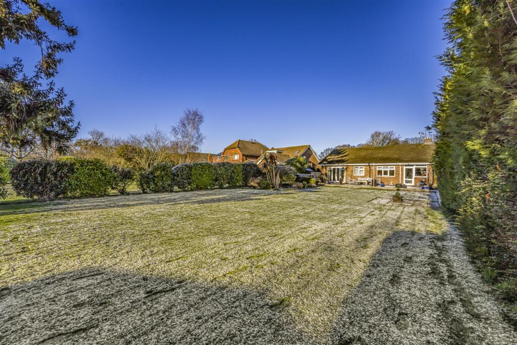 29 New Road, Lovedean-PorticoMarketing-SoldBy-37.J