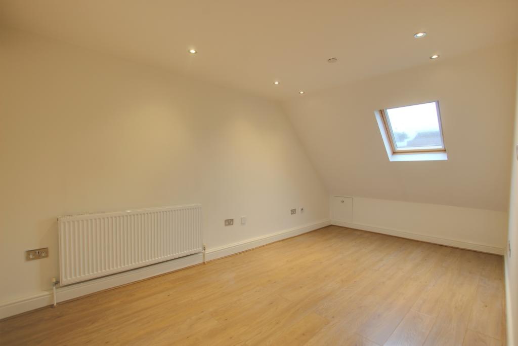 3   Lounge angle 2.jpg