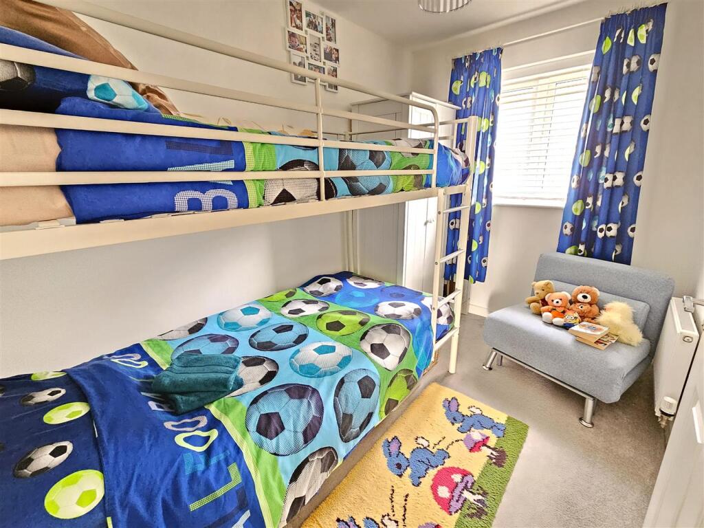 Bedroom 3.jpg