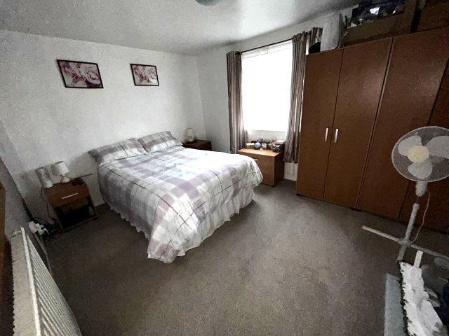 Bedroom 1 (Small).JPG