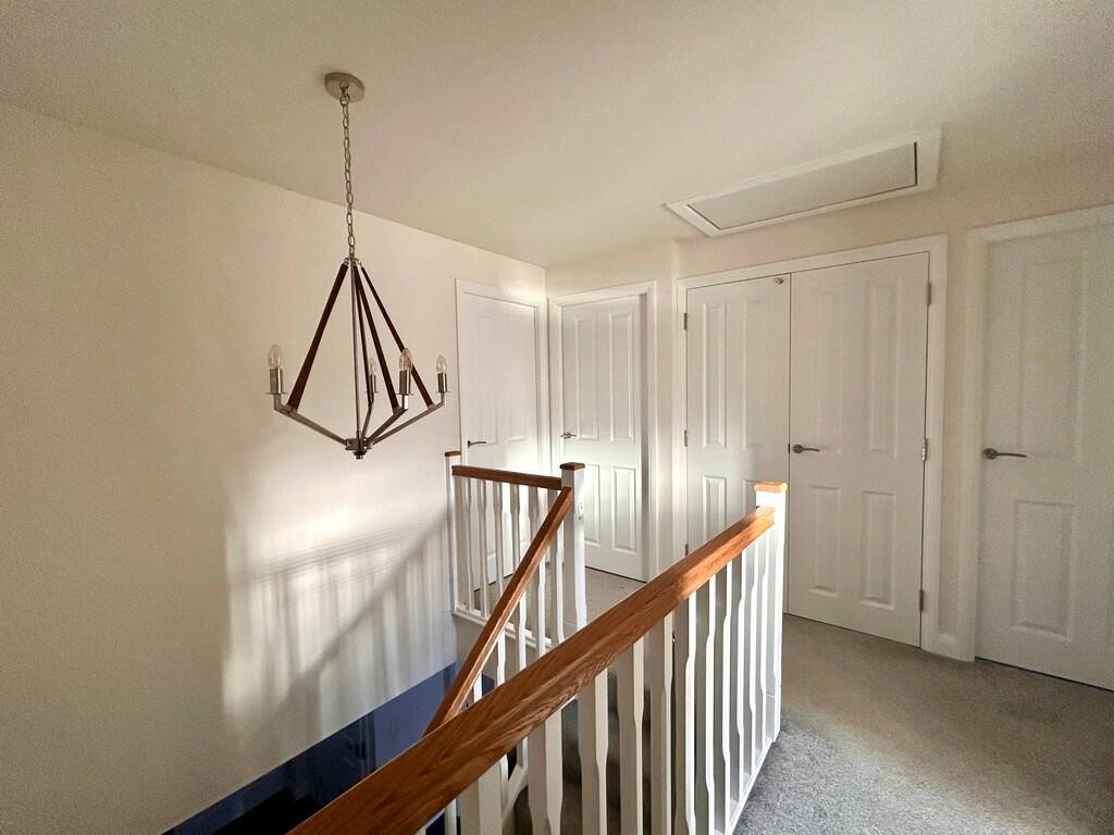 39 neptune way la...