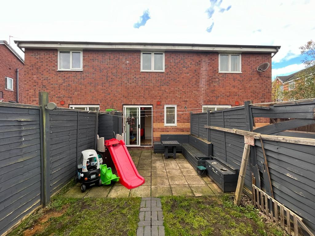 Rear Aspect