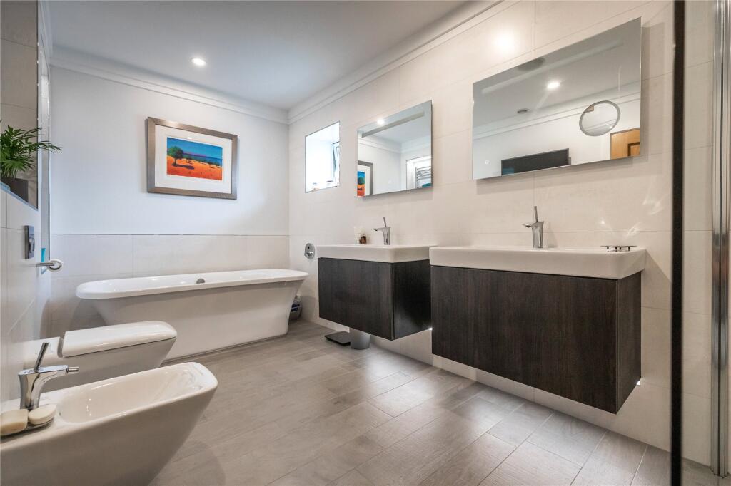 Bedroom One En Suite