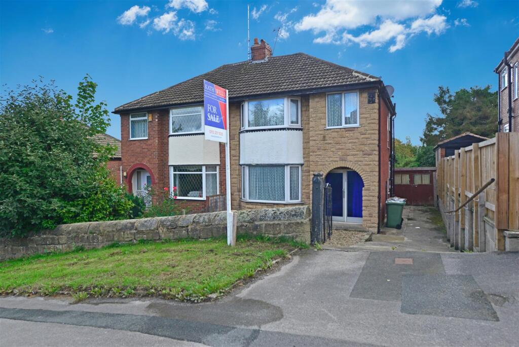 Front Garden and Driveway