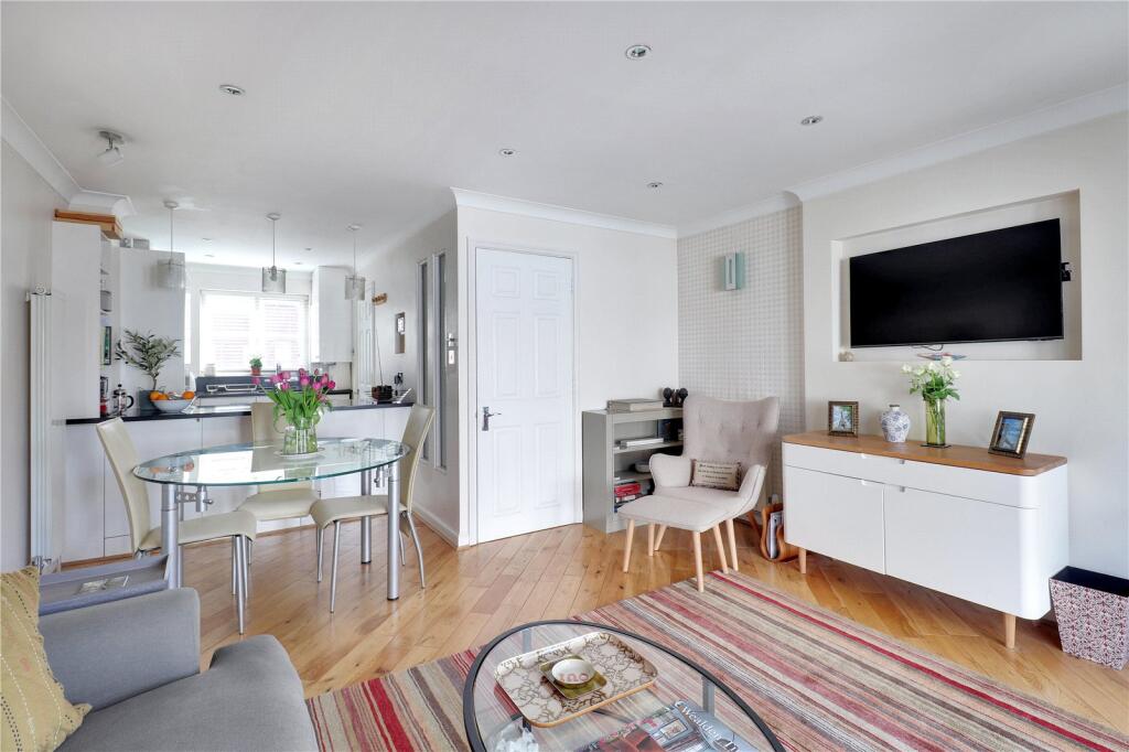 Kitchen/Sitting Room