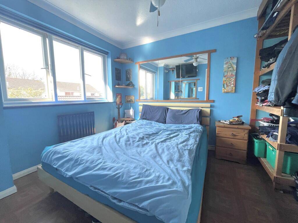 19 Biscay Close B...