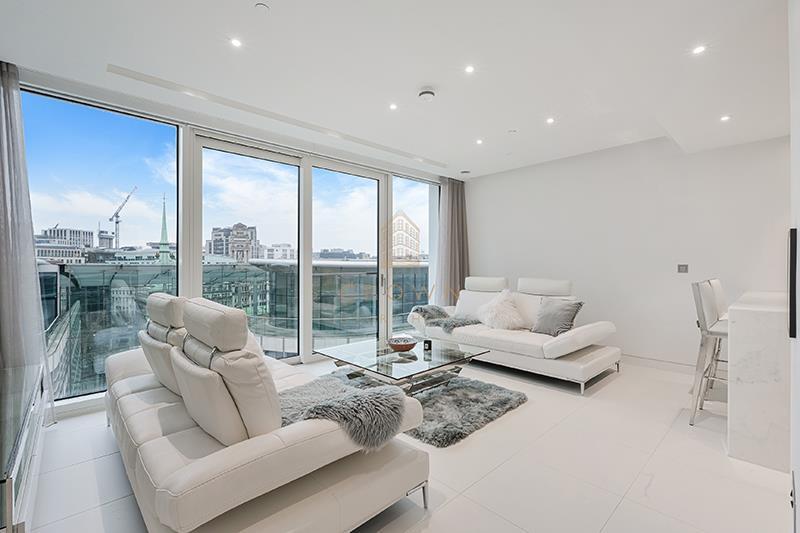 117 SUGAR QUAY (11).jpg