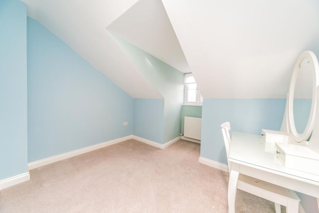 e6955765-b38b-4d40-8