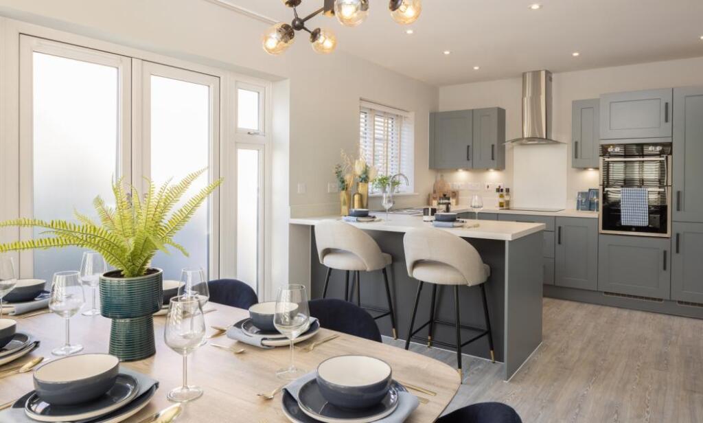 Dandara - The Russetts - The Hever, Home 32