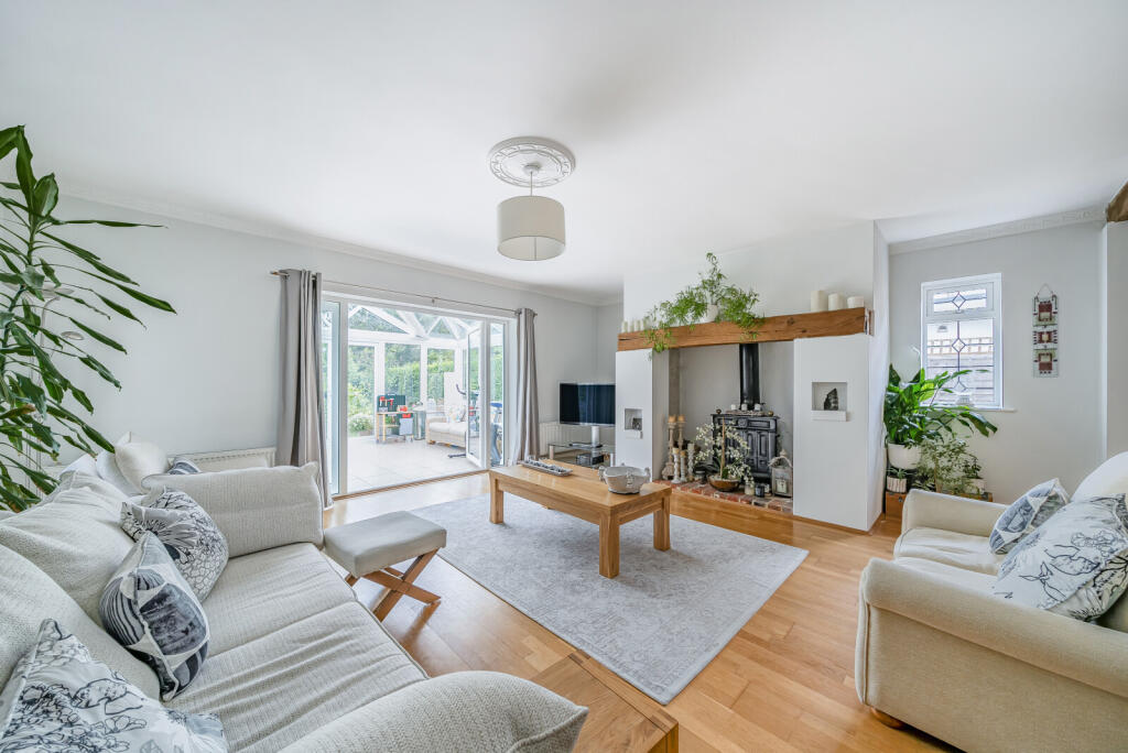 1335691-14-6894d8...