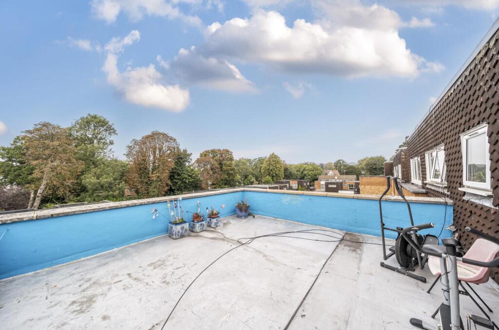 Davidson Frost-Wellings, DFW, September Way, Stanm