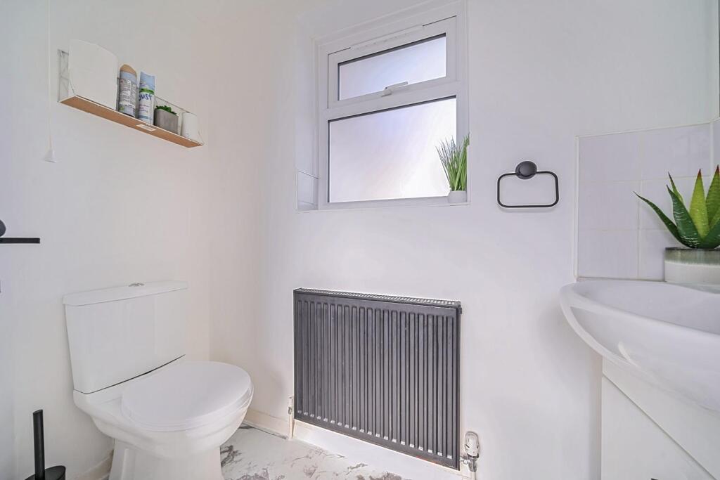 21-682308336a2f1-1293939-ARW-2121-682308336a2f1-12