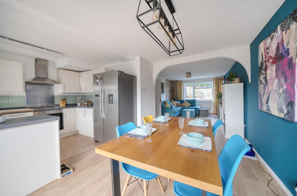 1314796-6-685ad44...