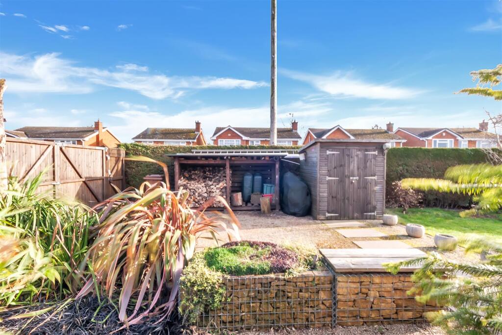 Garden 3.jpg