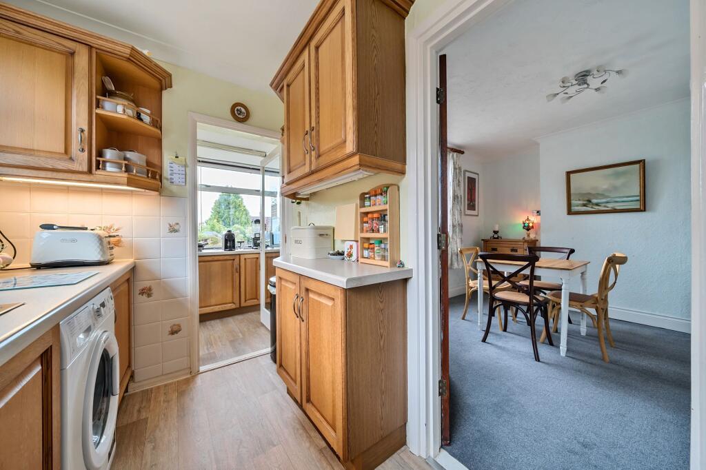 Kitchen (2)
