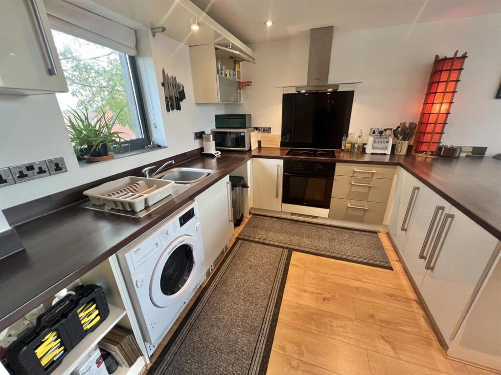 Kitchen.jpg