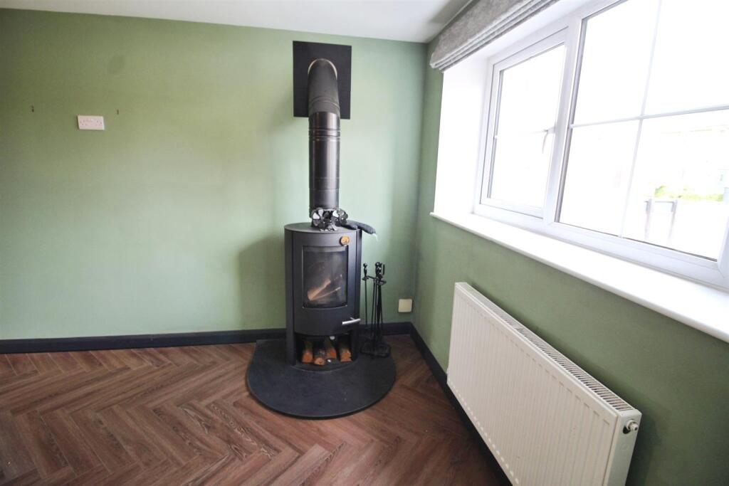 Sitting/Dining Room