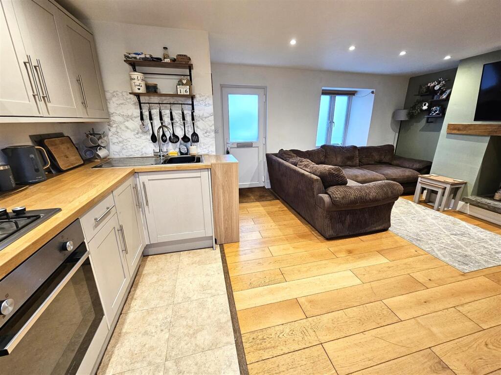 Kitchen and Lounge.jpg