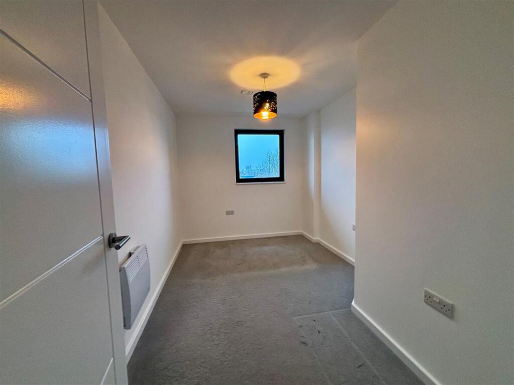 2nd Bedroom.jpg