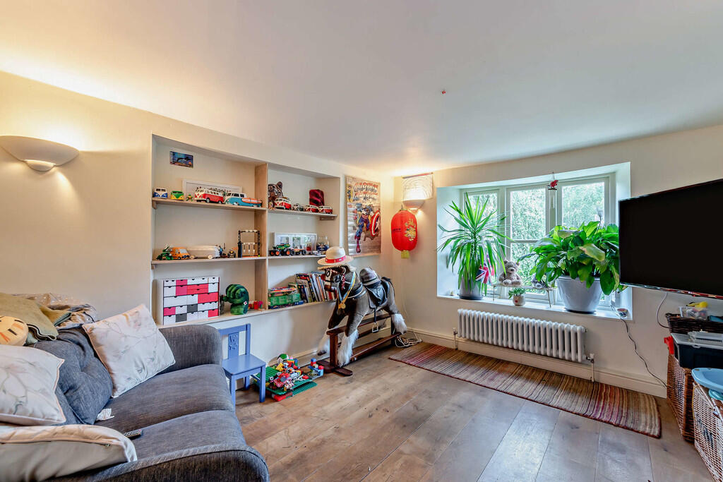 8658537-interior0...