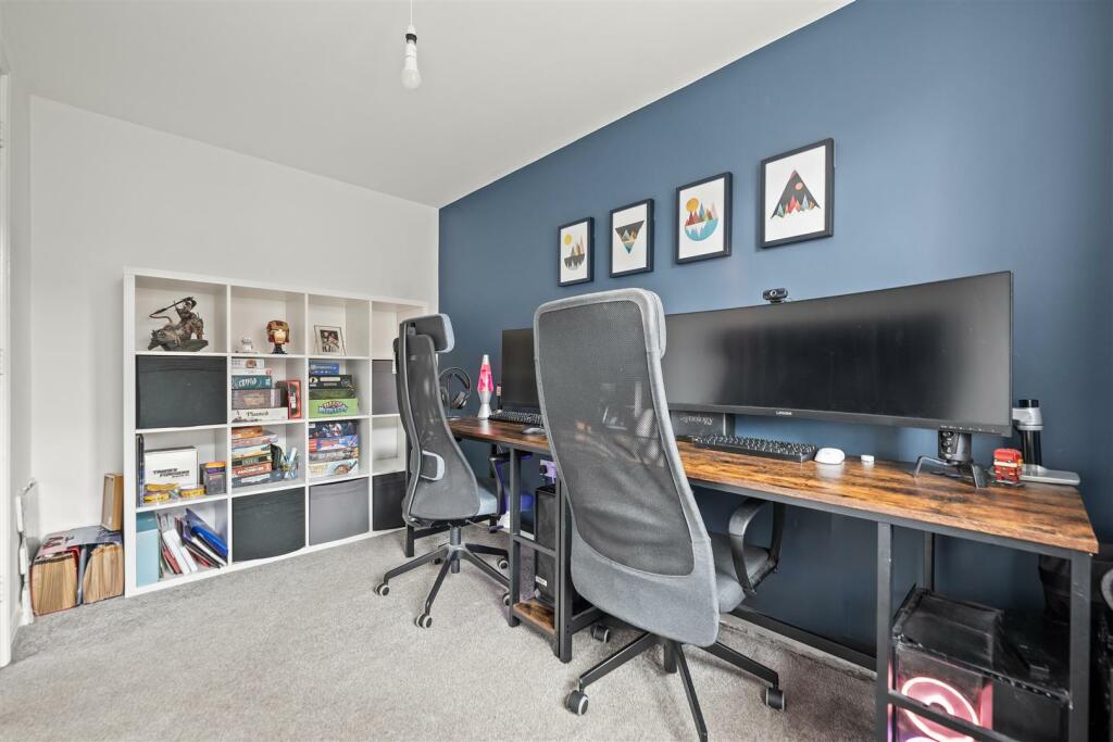 153 Masefield Avenue-14.jpg