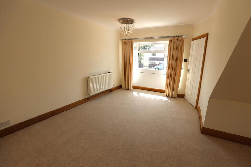 Dining room .JPG