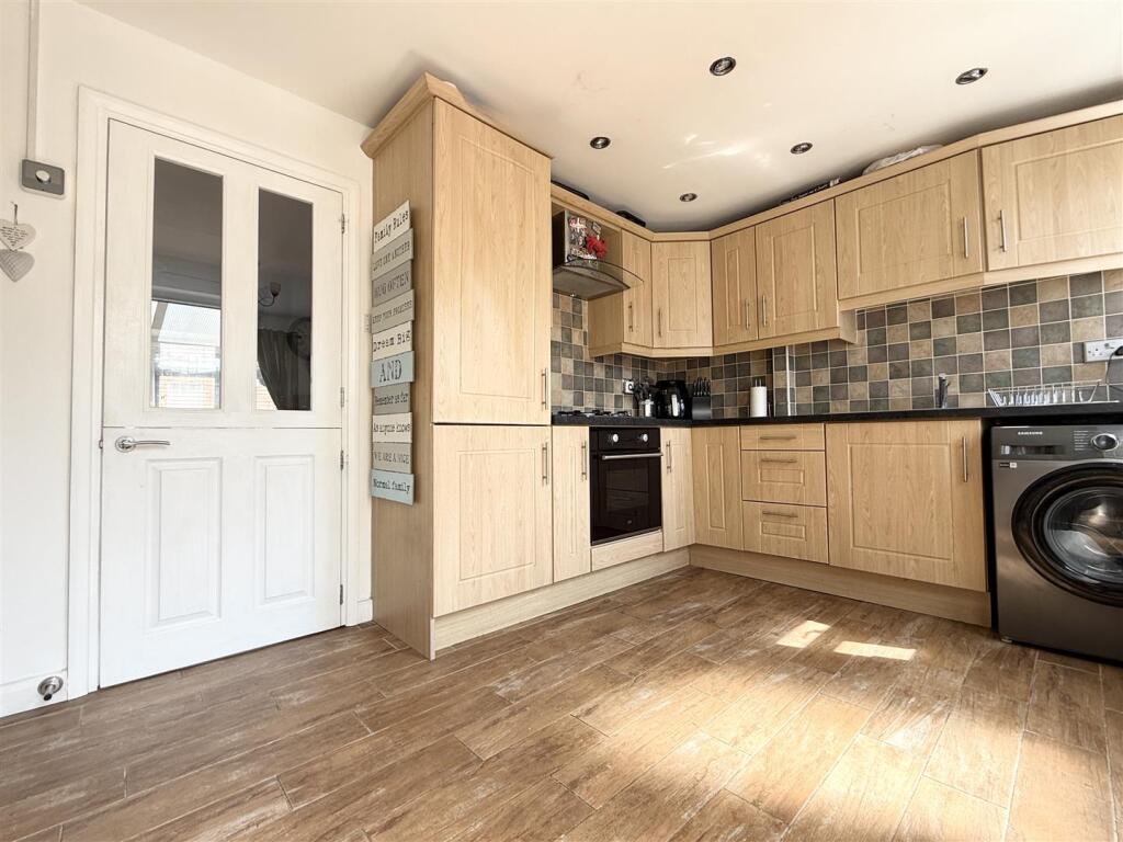 Dining Kitchen