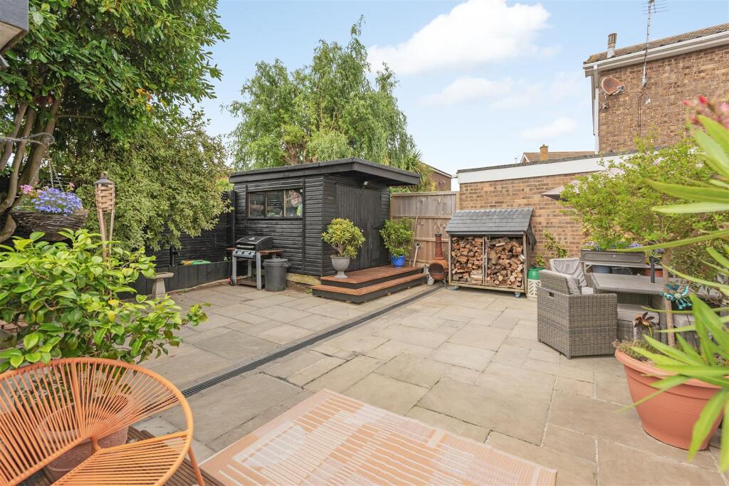 Halford Close, Broomfield, Herne Ba