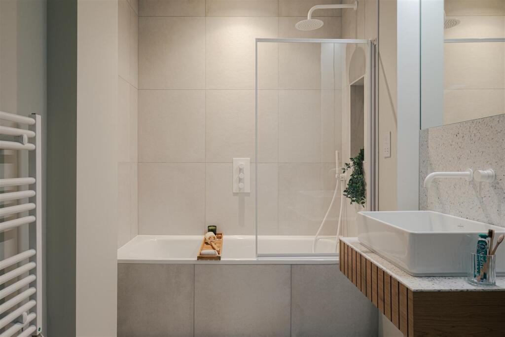 The Sidings Apt 3-5.jpg