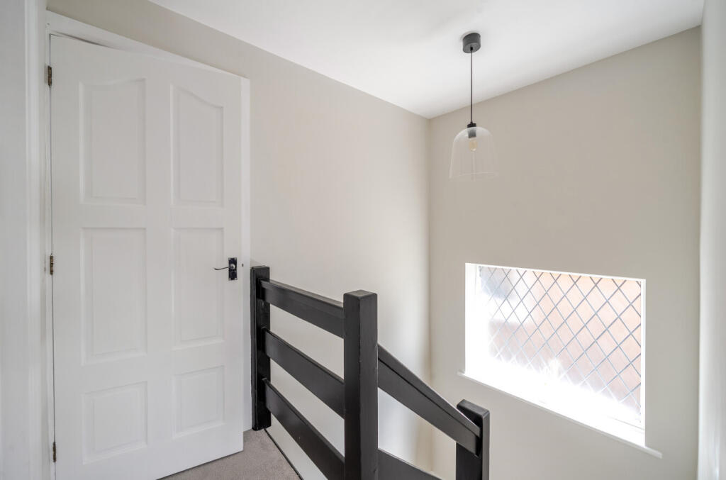 1323740-19-686e50...