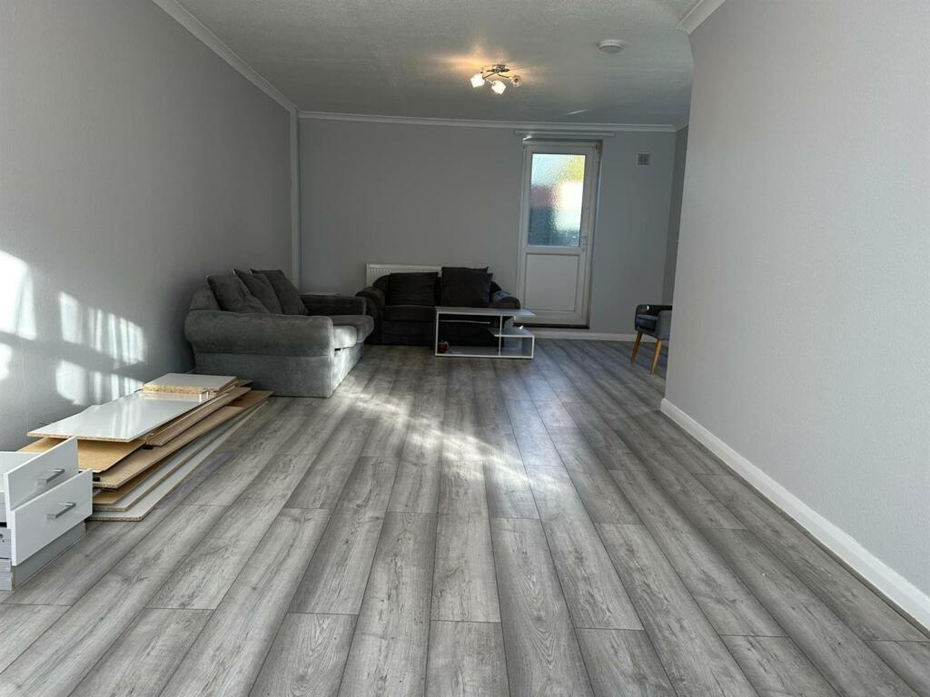 Living Room 2 shot.jpg