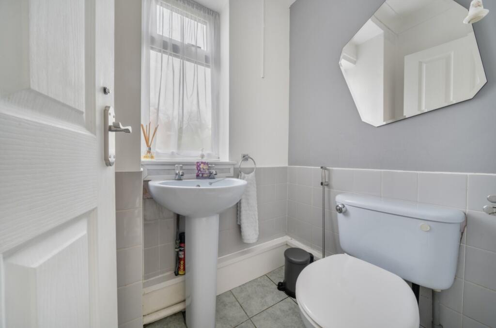 1302713-15-6839bf2419d34