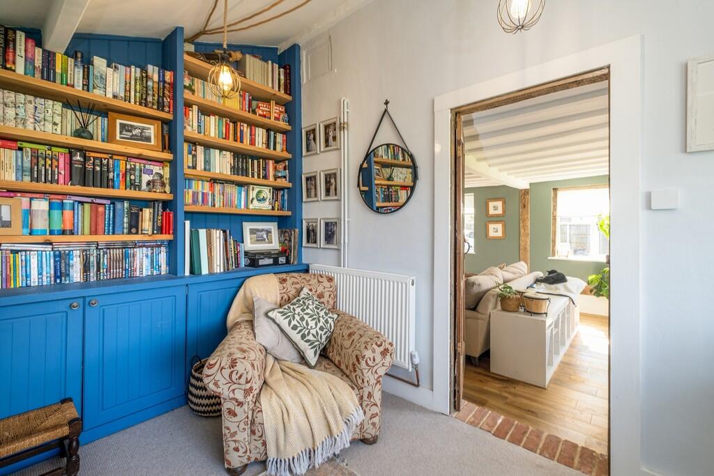 1440px-Halfboys-2...