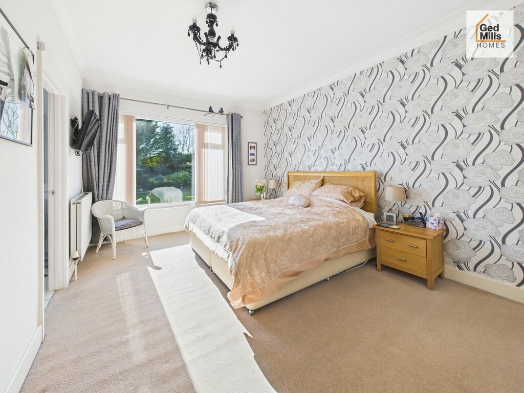 CAM04261G0-PR0034...